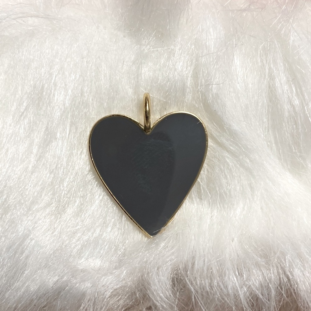 Oak & Ivy Grey Colored Heart Pendant Nwt